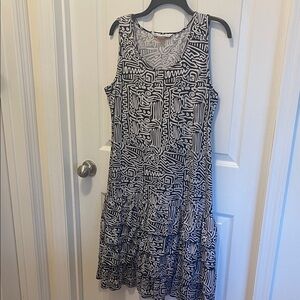 Peter Nygard Black and White Patterned Women's Dress